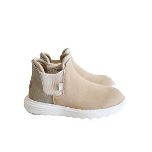 Hey Dude Women's Branson Suede Slip On Boots NWOB, Tan,  Size 6 Lightweight